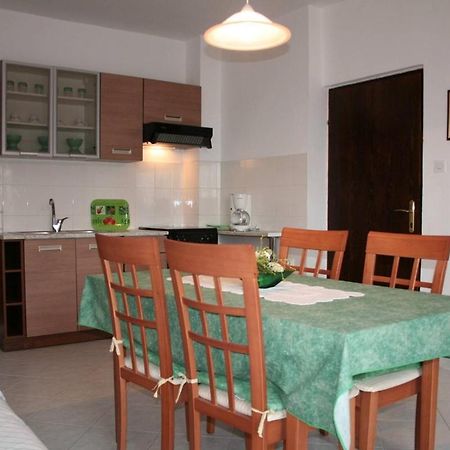 Apartments Susy พูลา ภายนอก รูปภาพ